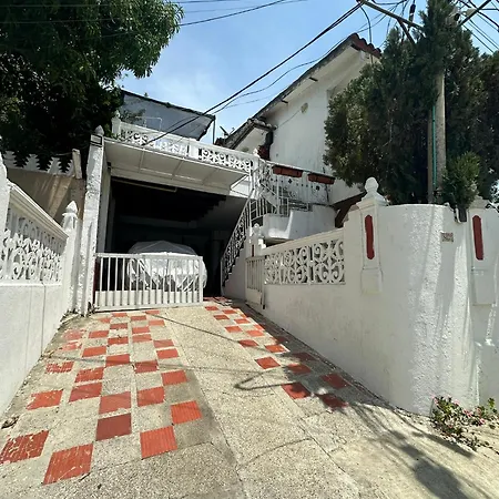 Casona La Espanola Hostel *
